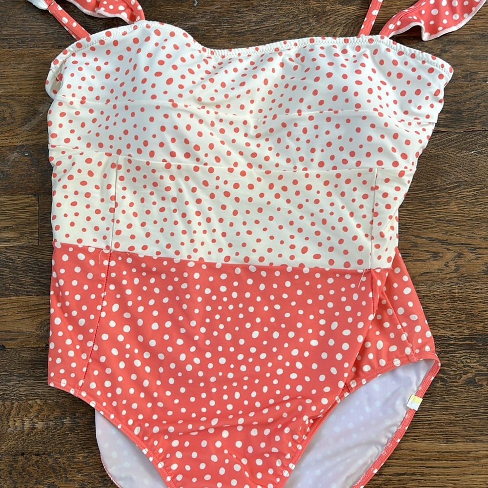 Summersalt Ruffle Oasis - Picture 2 of 7